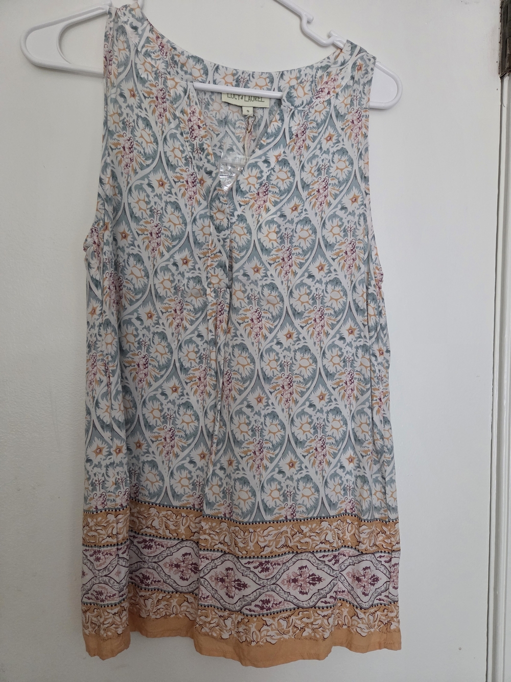 Lucy & Laurel NWT Small Boho Floral Damask Border Hem Sleeveless Tank Top